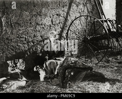 Anthony Quinn, Giulietta Masina de 'La Strada' 1954 Ponti-De Laurentiis cinematografica di riferimento del file # 31316 253THA Foto Stock