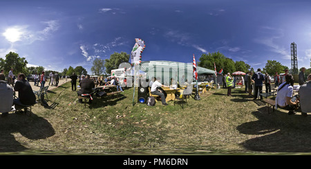 Visualizzazione panoramica a 360 gradi di Sagra del pesce 2009 - tenda ospitale