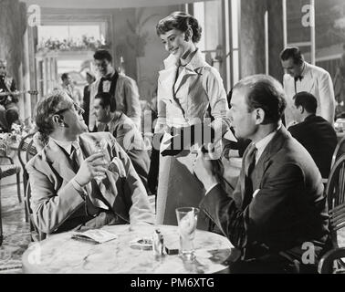 Audrey Hepburn, Alec Guinness, 'l'Lavender Hill' Mob, 1951. Riferimento al file # 31202 018THA Foto Stock