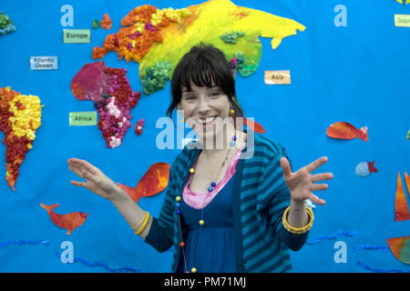 Film still da 'Happy-Go-fortunato' Sally Hawkins © 2008 Miramax Films Photo credit: Simon Mein Riferimento File # 30755151THA per solo uso editoriale - Tutti i diritti riservati Foto Stock