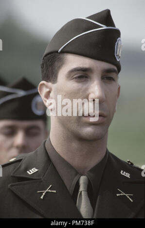 Film still / Pubblicità ancora da 'banda di fratelli David Schwimmer 2001 Photo credit: David James Riferimento File # 308471414THA per solo uso editoriale - Tutti i diritti riservati Foto Stock