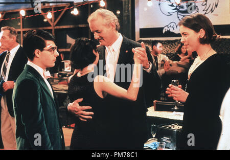 Film still da "Rushmore' Jason Schwartzman, Sara Tanaka, Bill Murray, Olivia Williams © 1998 Touchstone Photo credit: Van Rossoin Riferimento File # 30996266THA per solo uso editoriale - Tutti i diritti riservati Foto Stock