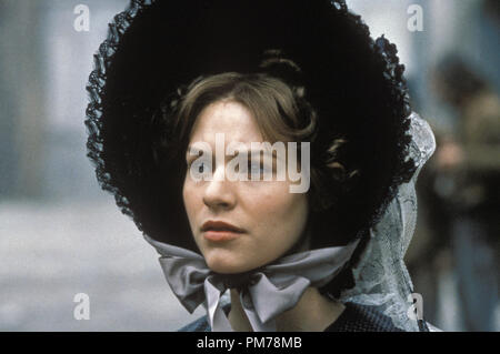 Film still da 'Les Miserables' Claire Danes © 1998 Columbia / Mandalay Photo credit: Rolf Konow Riferimento File # 30996430THA per solo uso editoriale - Tutti i diritti riservati Foto Stock