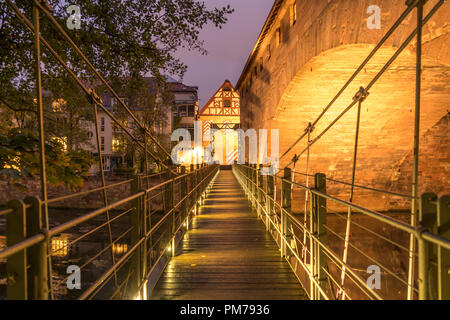 Nürnberg, Bayern, Deutschland | Il Ponte Catena Kettensteg, Norimberga, Baviera, Germania Foto Stock