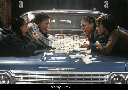 Film still da 'Set it Off' Jada Pinkett Smith, Kimberly Elise, Queen Latifah, Vivica A. Fox © 1996 nuova Linea Photo credit: Nicola Goode Riferimento File # 31042262THA per solo uso editoriale - Tutti i diritti riservati Foto Stock