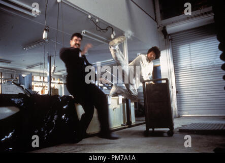 Film still da "Jackie Chan il primo sciopero' Jackie Chan © 1996 New Line Cinema Riferimento File # 31042484THA per solo uso editoriale - Tutti i diritti riservati Foto Stock