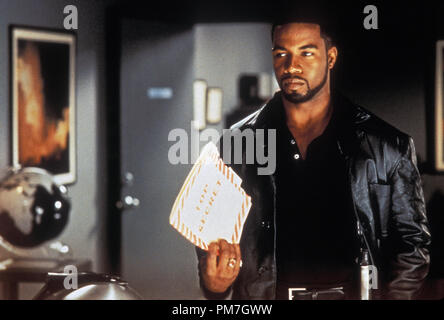 Film still da 'Spedina' Michael Jai White © 1997 New Line Cinema Photo credit: Pietro Iovino Riferimento File # 31013120THA per solo uso editoriale - Tutti i diritti riservati Foto Stock