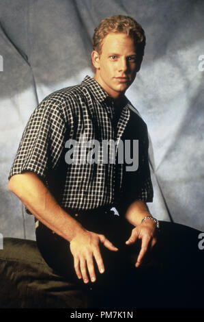 Film still da "Beverly Hills, 90210' Ian Ziering 1994 Photo credit: Wayne Stambler Riferimento File # 31129415THA per solo uso editoriale - Tutti i diritti riservati Foto Stock