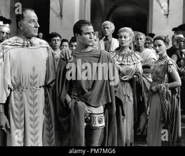 Louis Calhern, Marlon Brando, Greer Garson, Deborah Kerr "Giulio Cesare" 1953 MGM Riferimento File # 31202 312THA Foto Stock