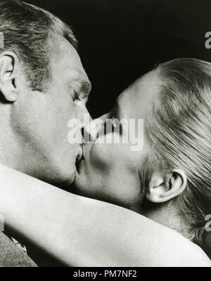 Faye Dunaway e Steve McQueen, "Thomas Crown Affair' 1968 United Artists Riferimento File # 31202 900THA Foto Stock