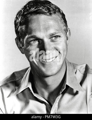 Steve McQueen, circa 1961 Riferimento File # 31386 878THA Foto Stock