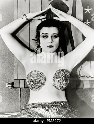 Theda Bara, "Cleopatra" 1917 Fox Riferimento File # 31316 029THA Foto Stock