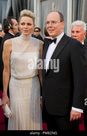 Charlene, Principessa di Monaco, e Albert II, Principe di Monaco arriva per la 84ma annuale di Academy Awards di Hollywood, CA, 26 febbraio 2012. Foto Stock