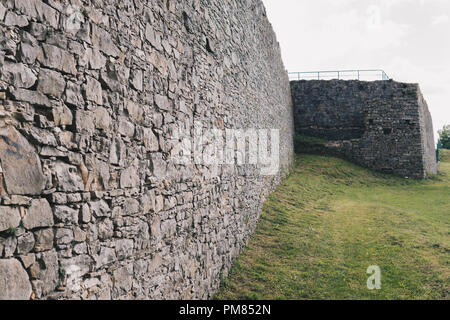 Agosto 2018, ujazd village, Polonia: i ruderi del vecchio castello polacco chiamato krzyztopor Foto Stock