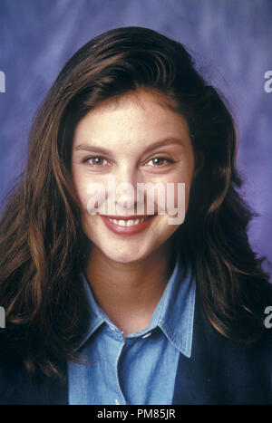 Film still o pubblicità ancora da 'Sisters' Ashley Judd circa 1992 Tutti i diritti riservati Riferimento File # 31487 252THA per solo uso editoriale Foto Stock