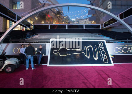 Continuano i preparativi fro i governatori sfera giovedì, 22 febbraio come parte l'OSCAR® che sarà presentato domenica 24 febbraio, 2013, al Dolby® Theatre e teletrasmesso in diretta dalla televisione ABC rete. Foto Stock