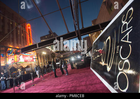 Continuano i preparativi fro i governatori sfera giovedì, 22 febbraio come parte l'OSCAR® che sarà presentato domenica 24 febbraio, 2013, al Dolby® Theatre e teletrasmesso in diretta dalla televisione ABC rete. Foto Stock