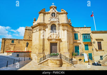 La cappella di Nostra Signora delle Vittorie (Sant'Antonio Abate) è uno dei più antichi edifici della città, situato in Castille Place, Valletta, Malta. Foto Stock