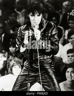 (Archival Classic Cinema - Elvis Presley Retrospective) Elvis Presley,''Elvis '68 Comeback Special' 1968 file Reference # 31616 050THA Foto Stock