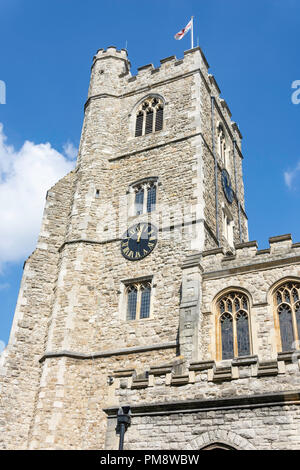 Torre del xv secolo di Chiesa di Tutti i Santi, Fulham, London Borough di Hammersmith e Fulham, Greater London, England, Regno Unito Foto Stock
