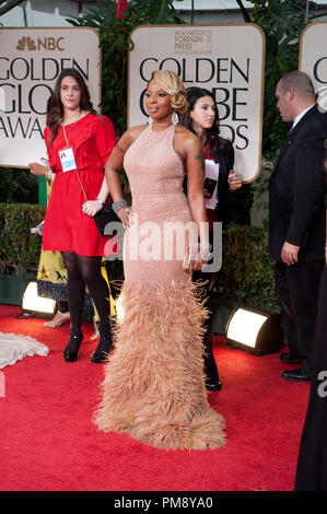 Nominato per la migliore canzone originale - Motion Picture 'la prova vivente" per "l'aiuto" - Mary J. Blige assiste la sessantanovesima Annuale di Golden Globe Awards presso il Beverly Hilton di Beverly Hills, CA domenica 15 gennaio, 2012. Foto Stock