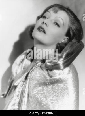 (Archival Classic Cinema - Greta Garbo retrospettivo) Greta Garbo, 'l'Temptress' 1926 MGM Riferimento File # 31523 032THA Foto Stock