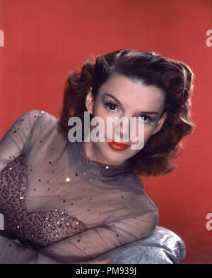 Foto pubblicitarie di Judy Garland, circa 1944. Riferimento al file # 31537 478THA Foto Stock