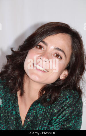 Alice Braga "Elysium' Portrait Session, 20 aprile 2013. La riproduzione da parte di American tabloid è assolutamente vietato. Riferimento al file # 31939 010CCR per solo uso editoriale - Tutti i diritti riservati Foto Stock