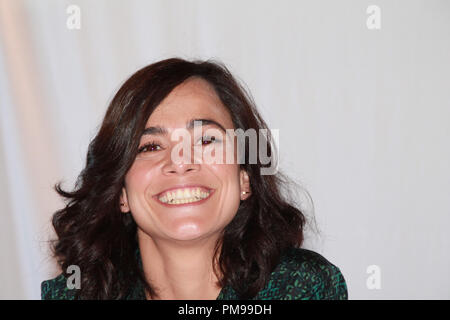 Alice Braga "Elysium' Portrait Session, 20 aprile 2013. La riproduzione da parte di American tabloid è assolutamente vietato. Riferimento al file # 31939 012CCR per solo uso editoriale - Tutti i diritti riservati Foto Stock