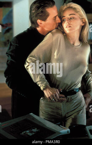 'Basic Instinct' 1992 TriStar Michael Douglas e Sharon Stone Foto Stock