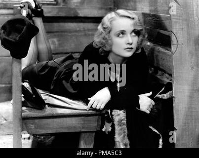 Pubblicità in studio: Carole Lombard circa 1930 file Reference # 32039 069THA Foto Stock