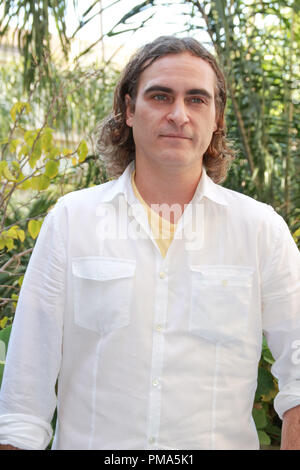 Joaquin Phoenix "Lei" Portrait Session, Novembre 18, 2013. La riproduzione da parte di American tabloid è assolutamente vietato. Riferimento al file # 32189 006CCR per solo uso editoriale - Tutti i diritti riservati Foto Stock