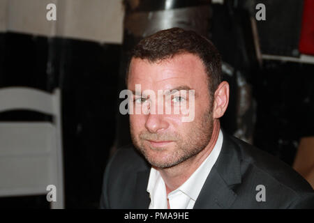 Liev Schreiber 'Ray Donovan' Portrait Session, Aprile 29, 2013. La riproduzione da parte di American tabloid è assolutamente vietato. Riferimento al file # 31961 008CCR per solo uso editoriale - Tutti i diritti riservati Foto Stock