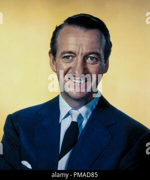 David Niven circa 1951 Riferimento File # 32368 684THA Foto Stock