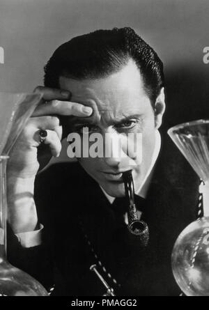 Basil Rathbone, 'l'Hound del Baskervilles' 1939 XX Century Fox Riferimento File # 32733 082THA Foto Stock