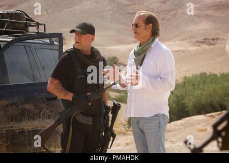 (Da sinistra a destra) Bruce Willis e Bill Murray nella roccia la Kasbah di essere rilasciato dalla strada aperta film. Foto Stock