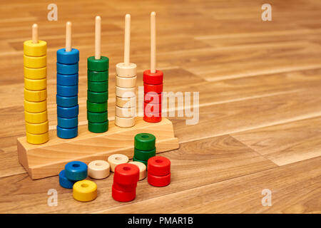 Color legno abacus Foto Stock