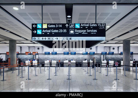 Sala partenze dell'aeroporto di Christchurch, il Check-in, Nuova Zelanda, Isola del Sud Foto Stock