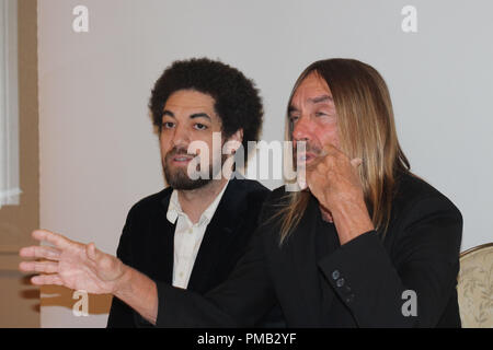 Il mouse del pericolo, Iggy Pop al 'oro' conferenza stampa svoltasi il 5 dicembre 2016 presso il Four Seasons Hotel di Beverly Hills, la California. Nessun tabloid. No USA di vendite per trenta giorni di origination. Riferimento al file # 33183 020CCR per solo uso editoriale - Tutti i diritti riservati Foto Stock