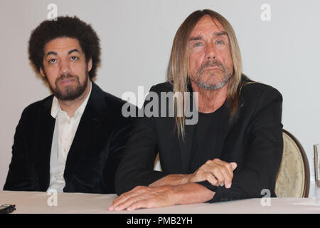 Il mouse del pericolo, Iggy Pop al 'oro' conferenza stampa svoltasi il 5 dicembre 2016 presso il Four Seasons Hotel di Beverly Hills, la California. Nessun tabloid. No USA di vendite per trenta giorni di origination. Riferimento al file # 33183 022CCR per solo uso editoriale - Tutti i diritti riservati Foto Stock