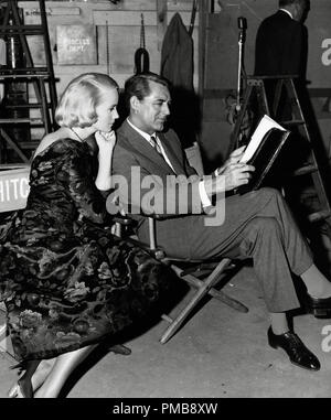 Eva Marie Saint, Cary Grant, 'Nord da Northwest", 1959 MGM Riferimento File # 32557 321THA Foto Stock