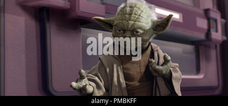 Jedi Master Yoda sa che ci sono momenti in cui essendo un pacifista appena wonÕt opera in Star Wars: Episodio III - La vendetta dei Sith. TM e © 2005 Lucasfilm Ltd. Tutti i diritti riservati. Foto Stock