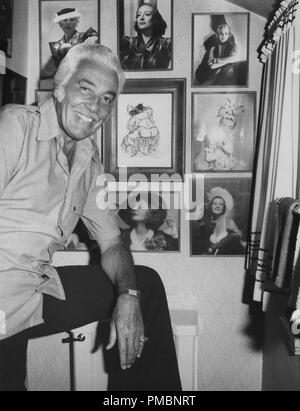 Cesar Romero, 1968 © CCR /Hollywood Archivio - Tutti i diritti riservati Riferimento File # 32603 040THA Foto Stock