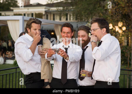 Bradley Cooper, Justin Bartha Zach Galifianakis, Ed Helms, 'la sbornia' (2009) Warner Bros Foto Stock