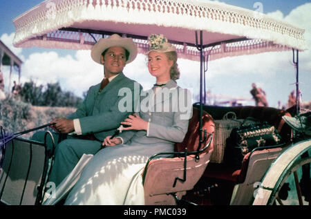 Gordon MacRae, Shirley Jones, "Oklahoma!" 1955 RKO Riferimento File # 33480 699THA Foto Stock