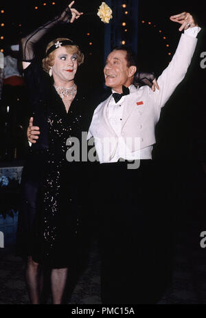 Tony Curtis, Jack Lemmon, 'Some Like IT Hot' (1959) United Artists file Reference # 33595 160THA Foto Stock