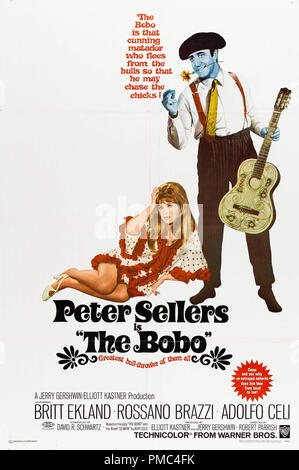 Peter Sellers, Britt Ekland, Bobo (Warner Brothers-Seven arti, 1967). Poster di riferimento file # 33595 738THA Foto Stock
