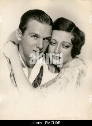 Joan Crawford, Douglas Fairbanks Jr (MGM,circa 1926). Foto di Ruth Harriet Louise Riferimento File # 33635 238THA Foto Stock