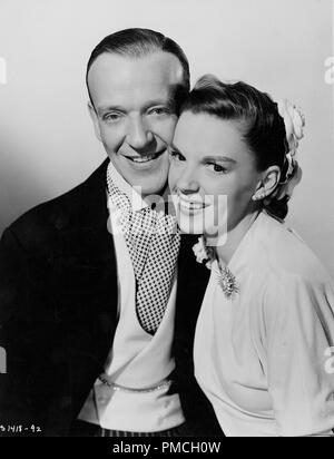 Judy Garland, Fred Astaire, in 'Easter Parade' (MGM, 1948). Riferimento al file # 33635 252THA Foto Stock