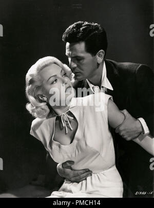 Lana Turner e John Garfield, in "Il postino di anelli sempre due volte l' (MGM, 1946). Riferimento al file # 33635 259THA Foto Stock